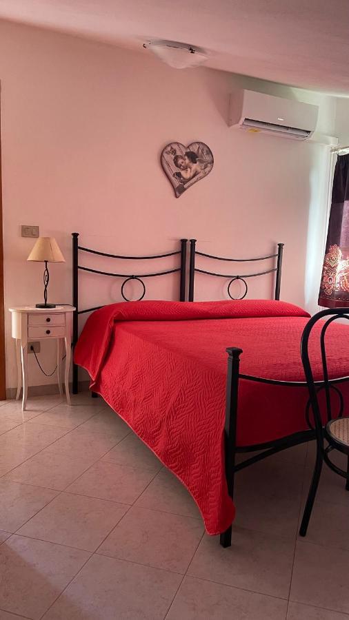 La Mansarda Bed & Breakfast Biancareddu Dış mekan fotoğraf